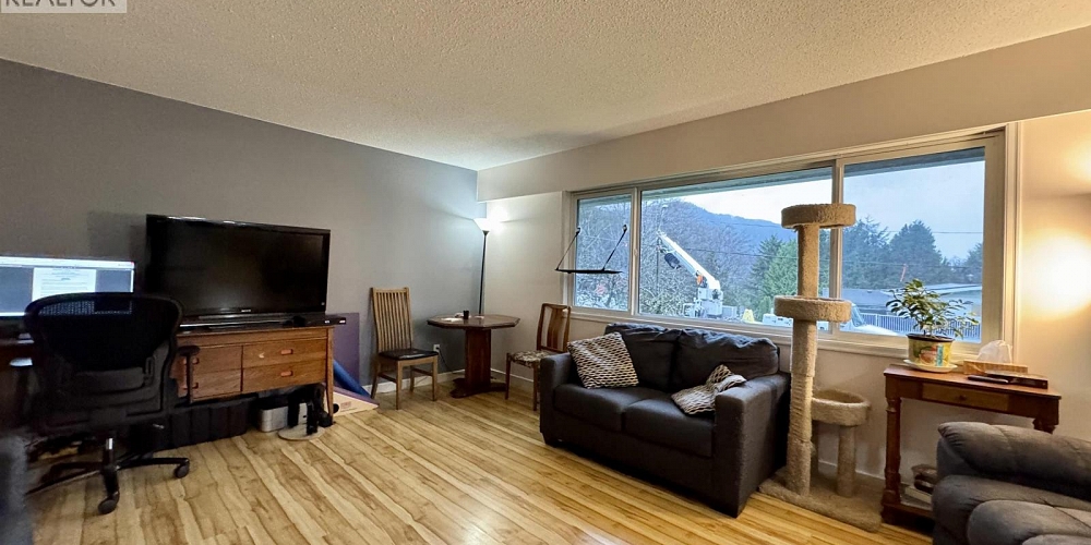 101 CRESTVIEW DRIVE Prince Rupert Photo 3 101 CRESTVIEW DRIVE Prince Rupert Photo 3